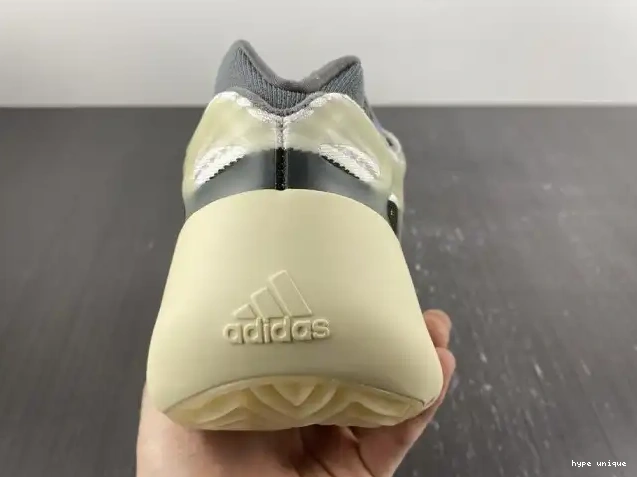 hype ID1674 Yeezy V3 Fade Adidas Salt 700 0521